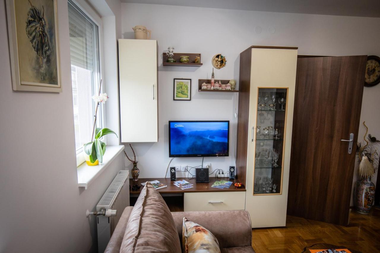 Crystal Apartment Суботица Экстерьер фото