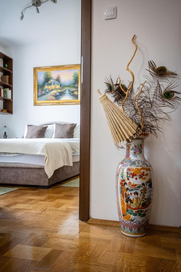 Crystal Apartment Суботица Экстерьер фото